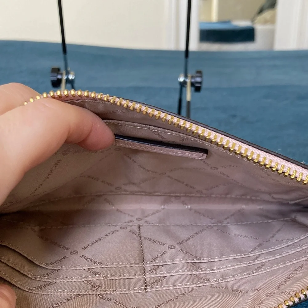 Michael Kors Pink Jet Set Leather wristlet clutch - Picture 9 of 10